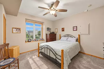 N161W18927  Heather Lynn Cir, Jackson, WI 53037 - Photo 11