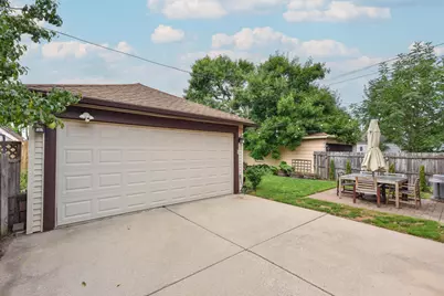 2461 N 60th St, Wauwatosa, WI 53210 - Photo 43
