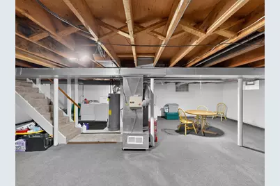 6829 W Arthur Ave, West Allis, WI 53219 - Photo 27