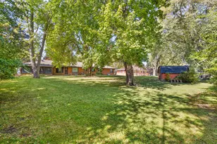 5252 S Tuckaway Dr, Greenfield, WI 53221 - Photo 25