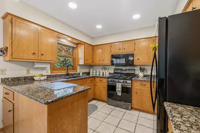 1263  River Park Cir, Mukwonago, WI 53149 - Photo 13