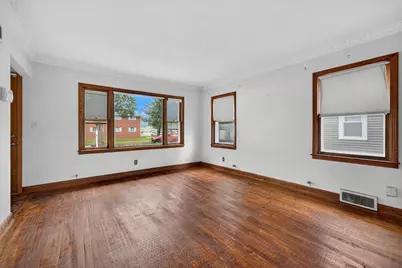 2123 S 102 St, West Allis, WI 53227 - Photo 3