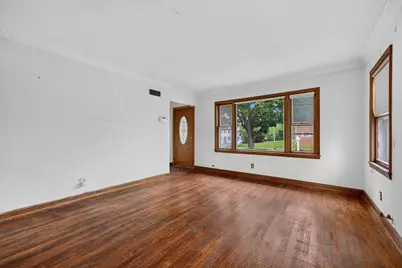 2123 S 102 St, West Allis, WI 53227 - Photo 5