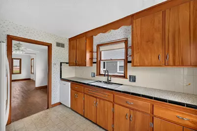 2123 S 102 St, West Allis, WI 53227 - Photo 13