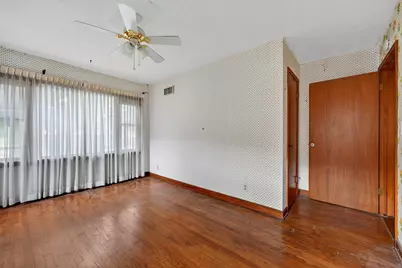 2123 S 102 St, West Allis, WI 53227 - Photo 19