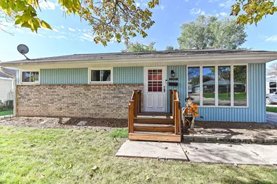 2893 S 96th St, West Allis, WI 53227 - Photo 27