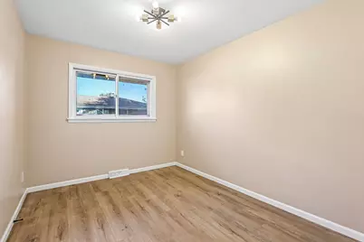 3800 S 94th St, Milwaukee, WI 53228 - Photo 29