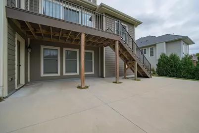 1525  Highlandview Dr, West Bend, WI 53095 - Photo 29