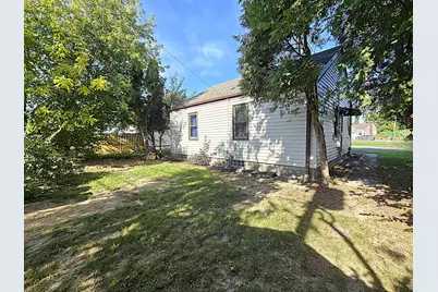 357 E Gauer Cir, Milwaukee, WI 53207 - Photo 33