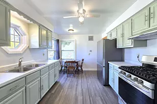 357 E Gauer Cir, Milwaukee, WI 53207 - Photo 3