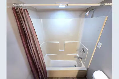 357 E Gauer Cir, Milwaukee, WI 53207 - Photo 17