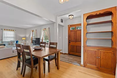5755 N Argyle Ave, Glendale, WI 53209 - Photo 3