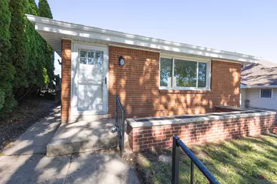 1020  Carrington Ave, South Milwaukee, WI 53172 - Photo 3
