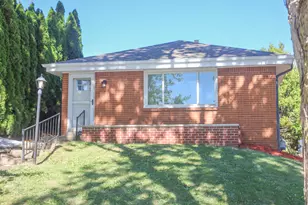 1020 Carrington Ave, South Milwaukee, WI 53172 - Photo 1