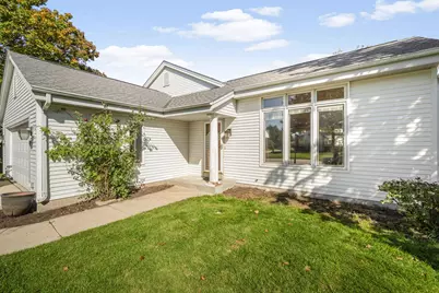 747  Laureate Dr, Pewaukee, WI 53072 - Photo 1