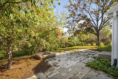 747  Laureate Dr, Pewaukee, WI 53072 - Photo 29