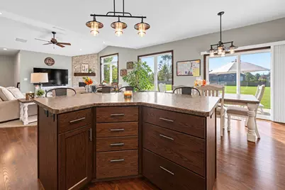 W7869  Broadmoor Park Dr, Holland, WI 54636 - Photo 15
