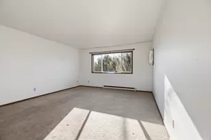 823 Goodman Ct, Sparta, WI 54656 - Photo 3