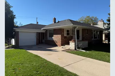 5443 W Hayes Ave, West Allis, WI 53219 - Photo 1