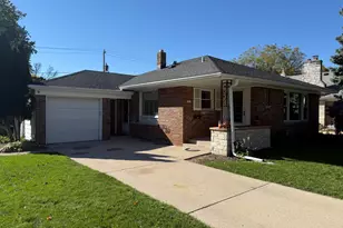 5443 W Hayes Ave, West Allis, WI 53219 - Photo 1