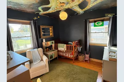 5443 W Hayes Ave, West Allis, WI 53219 - Photo 9