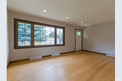 5303 W Wilbur Ave, Greenfield, WI 53220 - Photo 33
