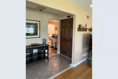 8900 N Greenvale Rd, Bayside, WI 53217 - Photo 3