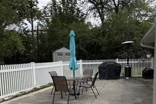 8900 N Greenvale Rd, Bayside, WI 53217 - Photo 9