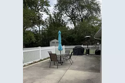 8900 N Greenvale Rd, Bayside, WI 53217 - Photo 25