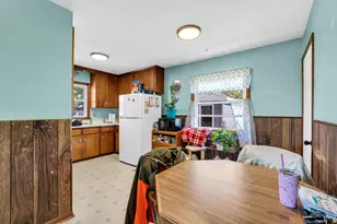 15401 Spring St, Racine, WI 53182 - Photo 11
