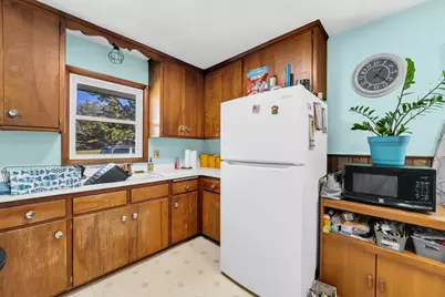 15401  Spring St, Racine, WI 53182 - Photo 13