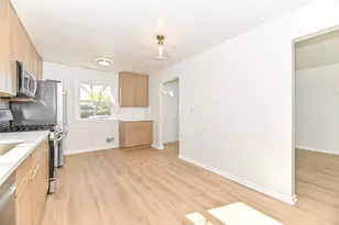 3270 S 51st St, Milwaukee, WI 53219 - Photo 15
