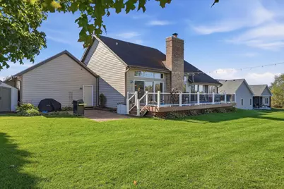 1556  Fox Run Dr, Twin Lakes, WI 53181 - Photo 35