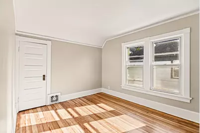 608 S 2nd St, Watertown, WI 53094 - Photo 25