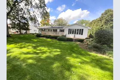 W173N8464  Westbridge Ave, Menomonee Falls, WI 53051 - Photo 13