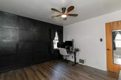 3163 S 22nd St, Milwaukee, WI 53215 - Photo 21