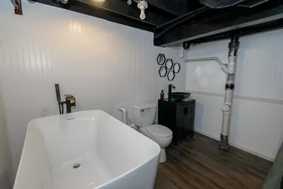 3163 S 22nd St, Milwaukee, WI 53215 - Photo 27