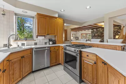 N56W21758  Silver Spring Dr, Menomonee Falls, WI 53051 - Photo 25