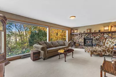 N56W21758  Silver Spring Dr, Menomonee Falls, WI 53051 - Photo 31