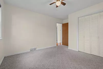 301  Horman Blvd, Onalaska, WI 54650 - Photo 23