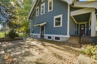 9731 W Highland Rd, Mequon, WI 53097 - Photo 3