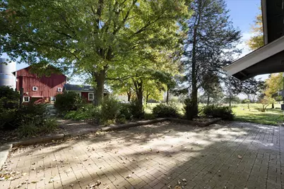 9731 W Highland Rd, Mequon, WI 53097 - Photo 37