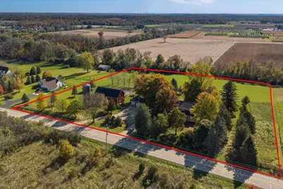 9731 W Highland Rd, Mequon, WI 53097 - Photo 47