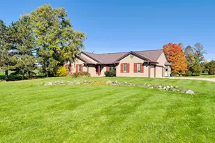 750 Century Ct, Slinger, WI 53086 - Photo 1