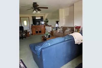 6896  Arthur Rd, Hartford, WI 53027 - Photo 9