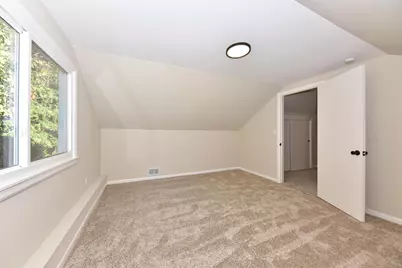 1819 E Tesch Ave, Saint Francis, WI 53235 - Photo 21