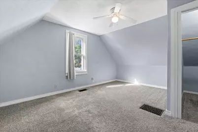 2924  93rd St, Sturtevant, WI 53177 - Photo 9