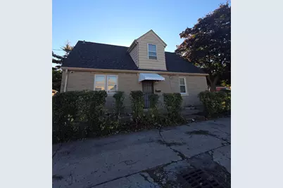 7421 W Grantosa Dr, Milwaukee, WI 53218 - Photo 1
