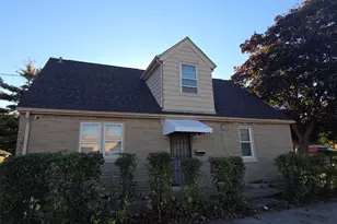7421 W Grantosa Dr, Milwaukee, WI 53218 - Photo 1