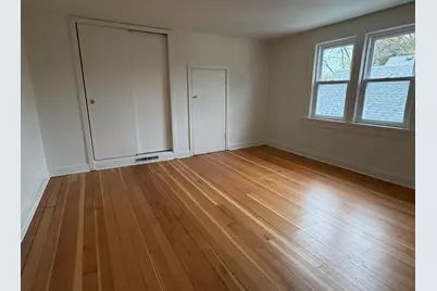 919 E Holt Ave, Milwaukee, WI 53207 - Photo 21